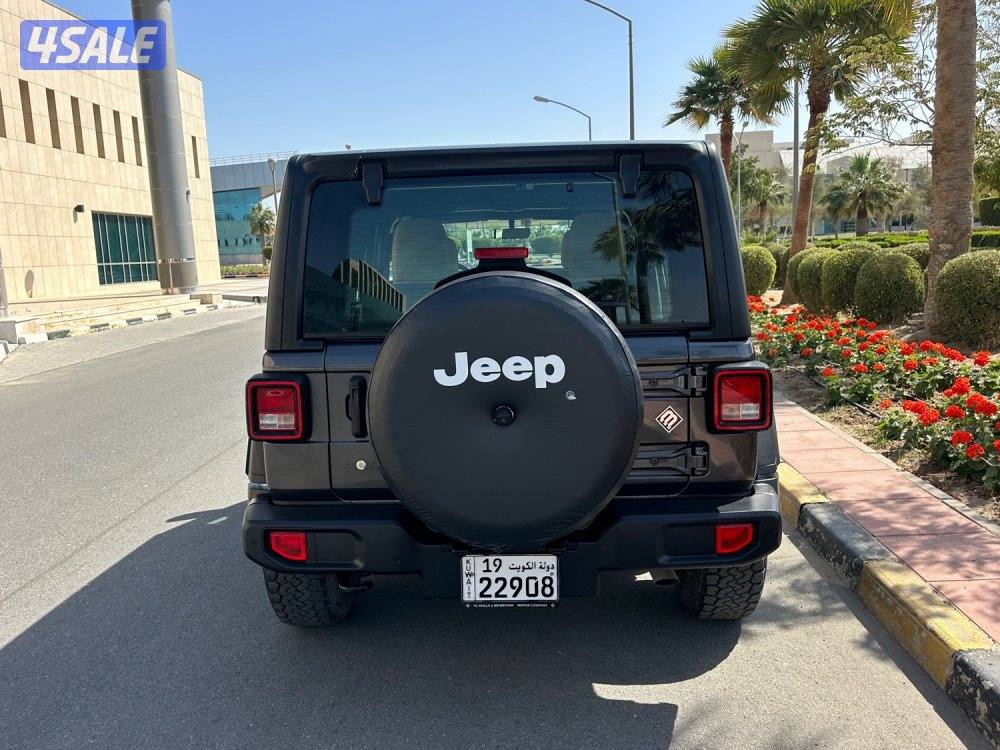 جيب رانجلر 2020 ماشي 121 شرط الفحص وارد الكويت5