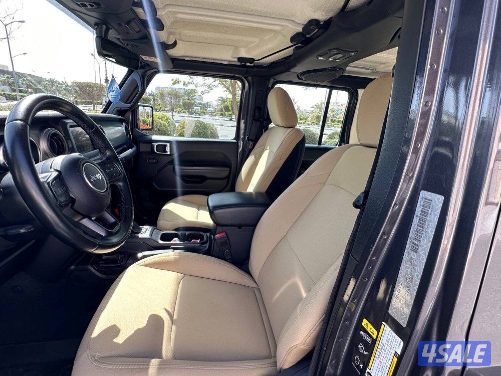 جيب رانجلر 2020 ماشي 121 شرط الفحص وارد الكويت9