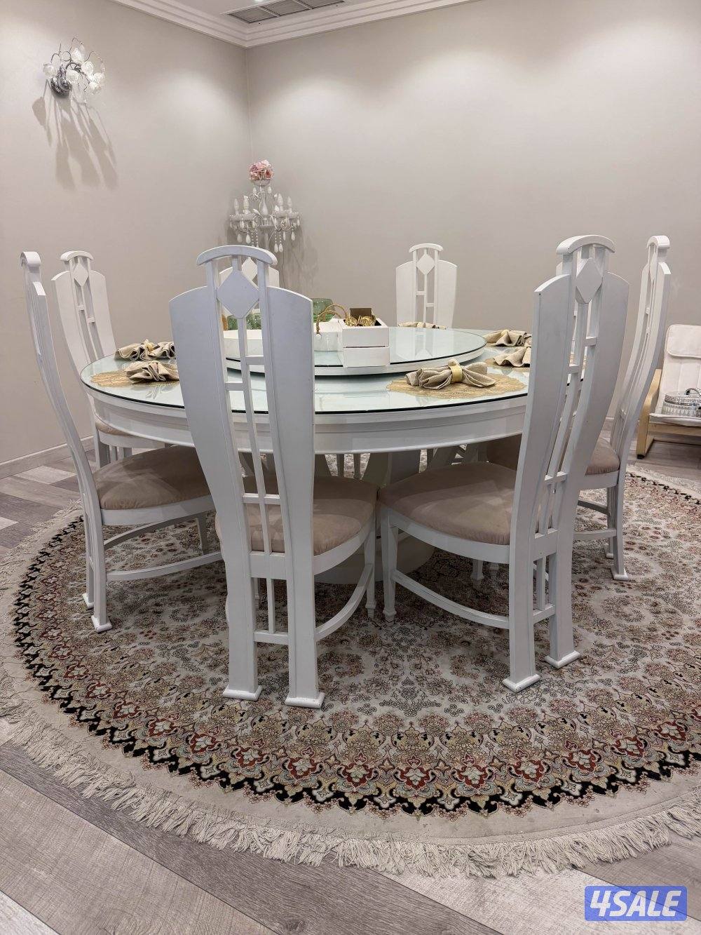 Large round dining table set, glass top and rotating center1