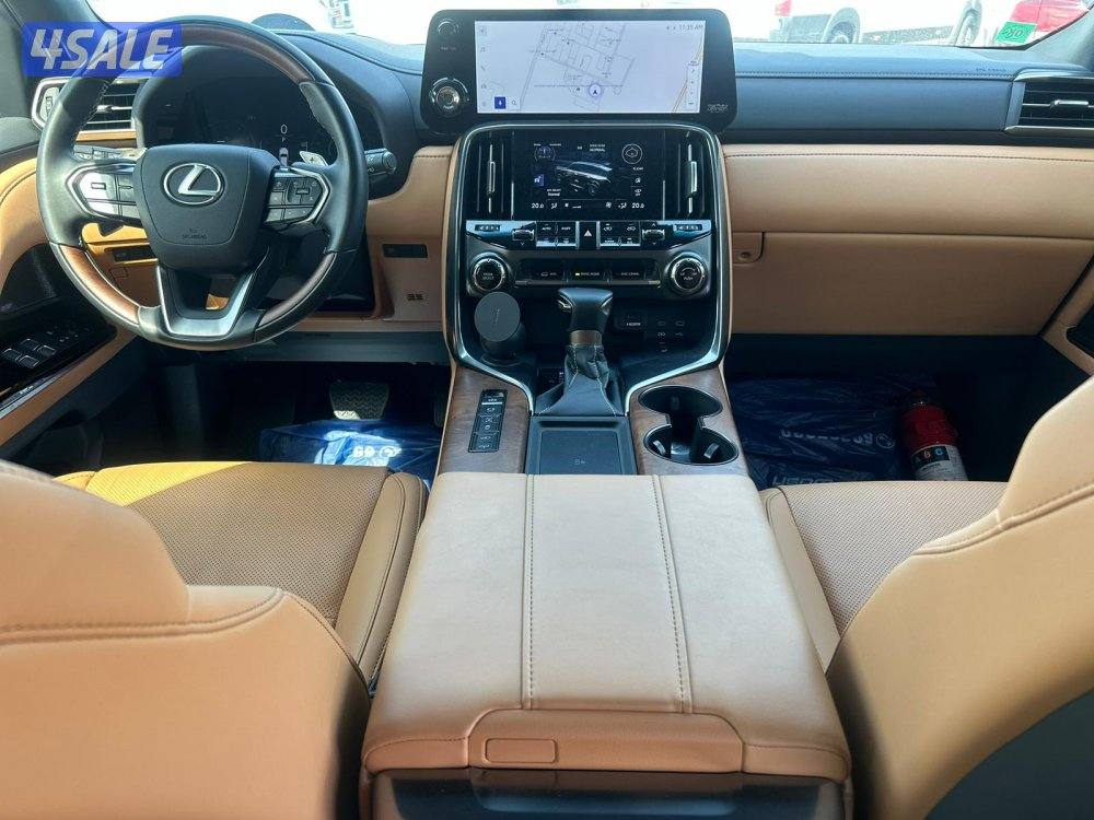 لكزس LX600 درجة اولى twinturbo .V6 موديل 2025 ماشي 27.000 k.m6