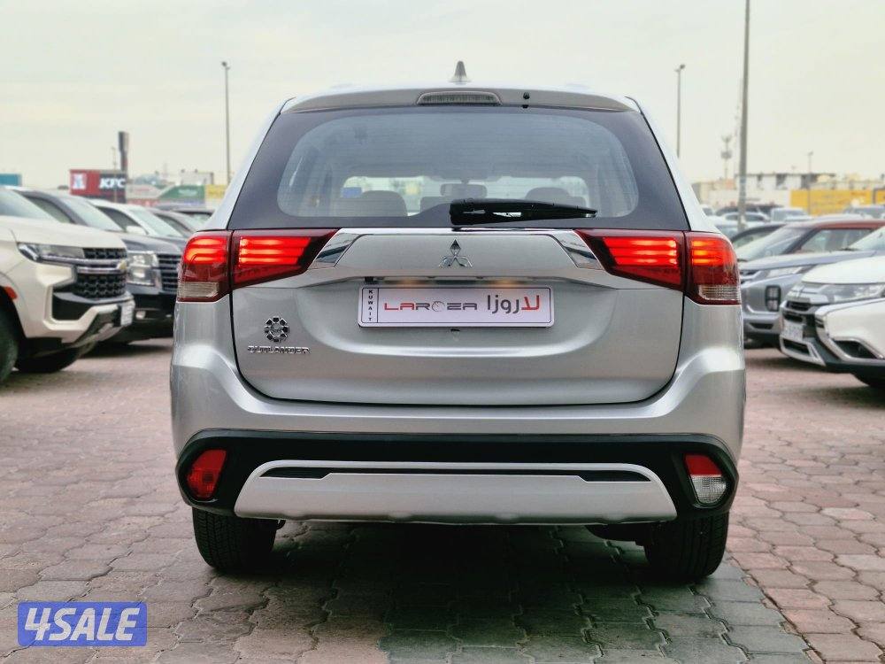 اوتلاندر 20222