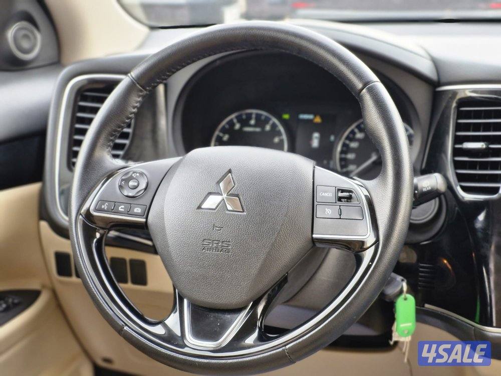 اوتلاندر 20228