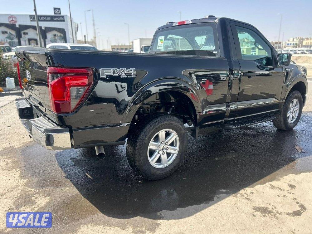 فورد F150 -FX4 موديل 2025 اصفار وارد الغانم.شاشة .كشنات مخمل3