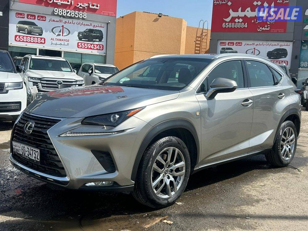 لكزس300.NX موديل 2021 ماشى 19.000 k.m  وارد الساير .0
