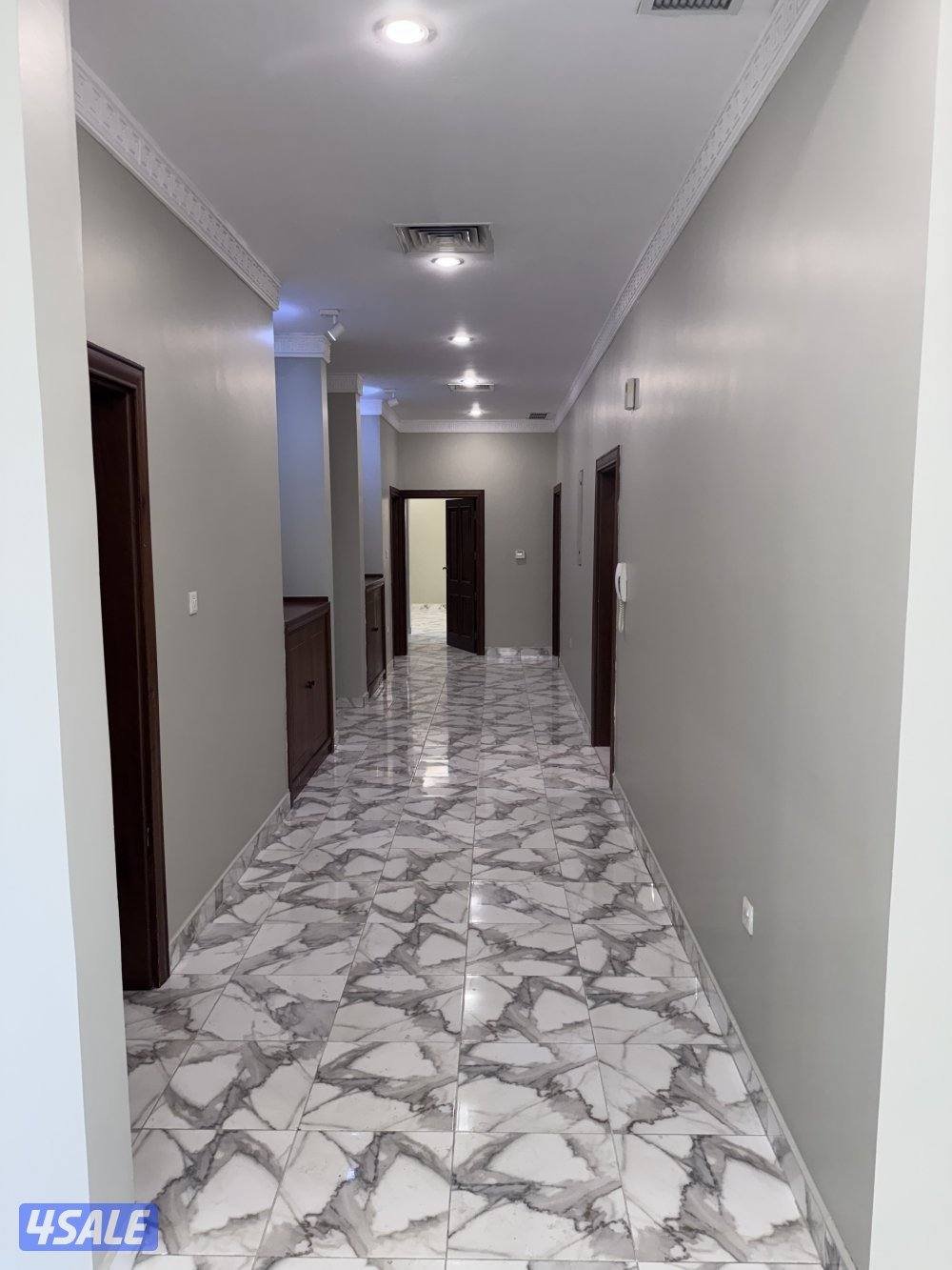 ابو فطيره دور ارضي4 غرف ماستر2