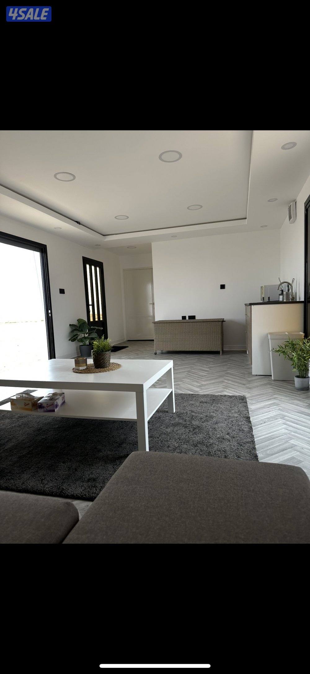 للبيع شاليه ١٢*٤4