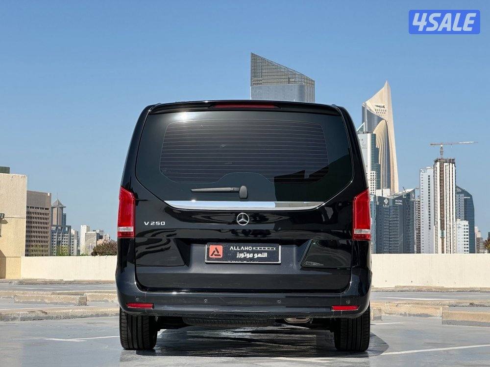 مرسيدسV250 كتAMG موديل2023 عداد31الف وارد الملا تحت الكفاله4