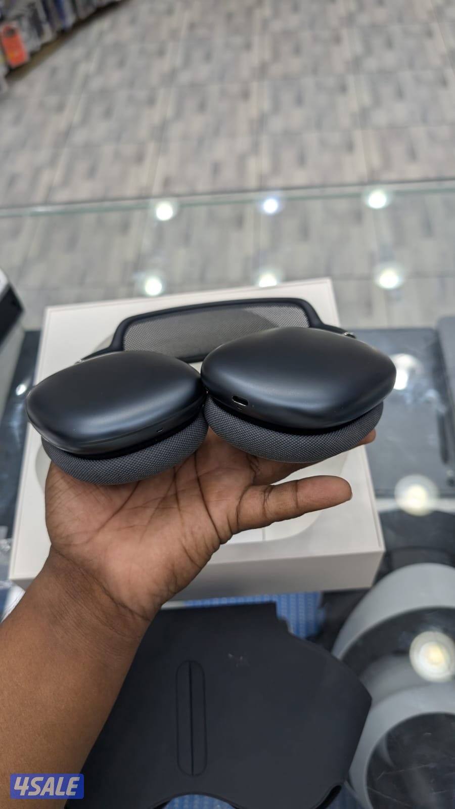 Airpod max type C USED LIKE NEW5