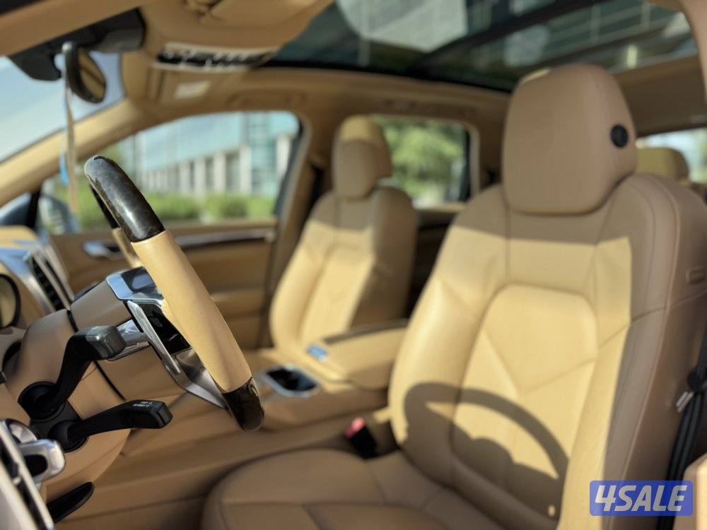 للبيع : بورش كايين S : عداد 71 آلف كم : موديل 20165