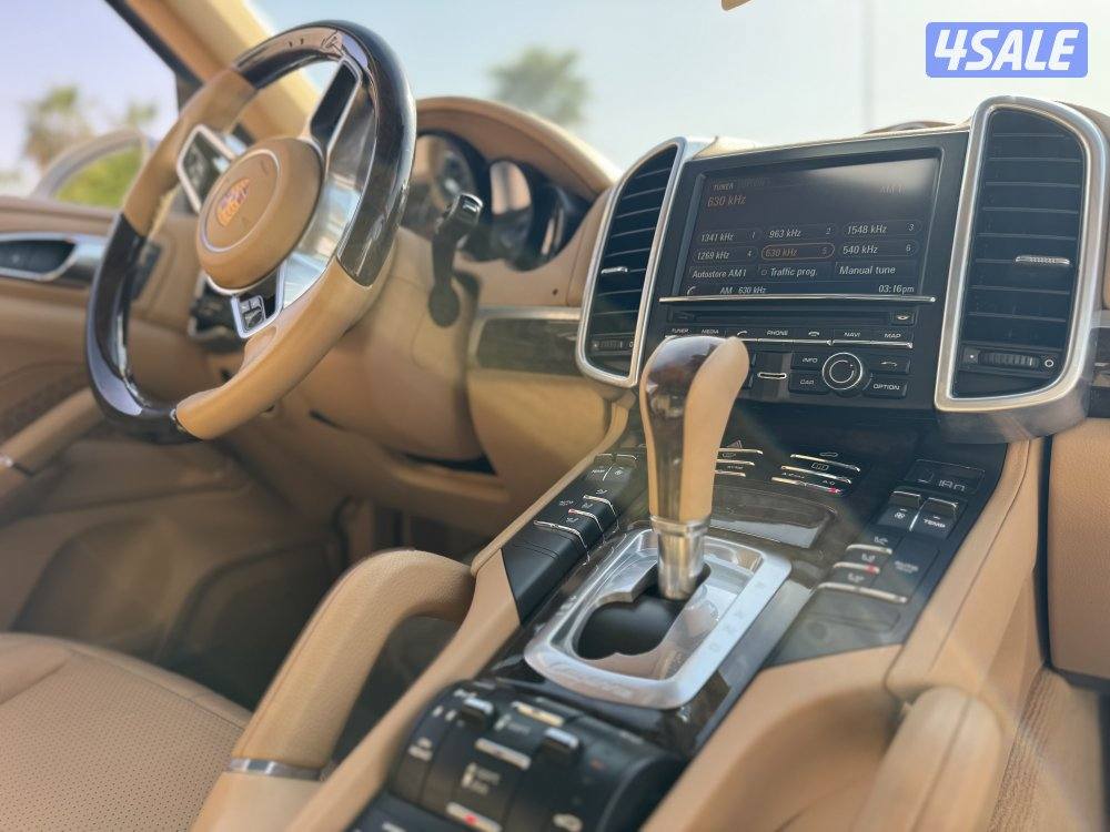 للبيع : بورش كايين S : عداد 71 آلف كم : موديل 20169