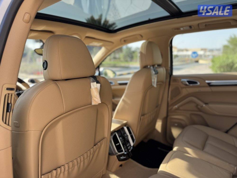 للبيع : بورش كايين S : عداد 71 آلف كم : موديل 201612