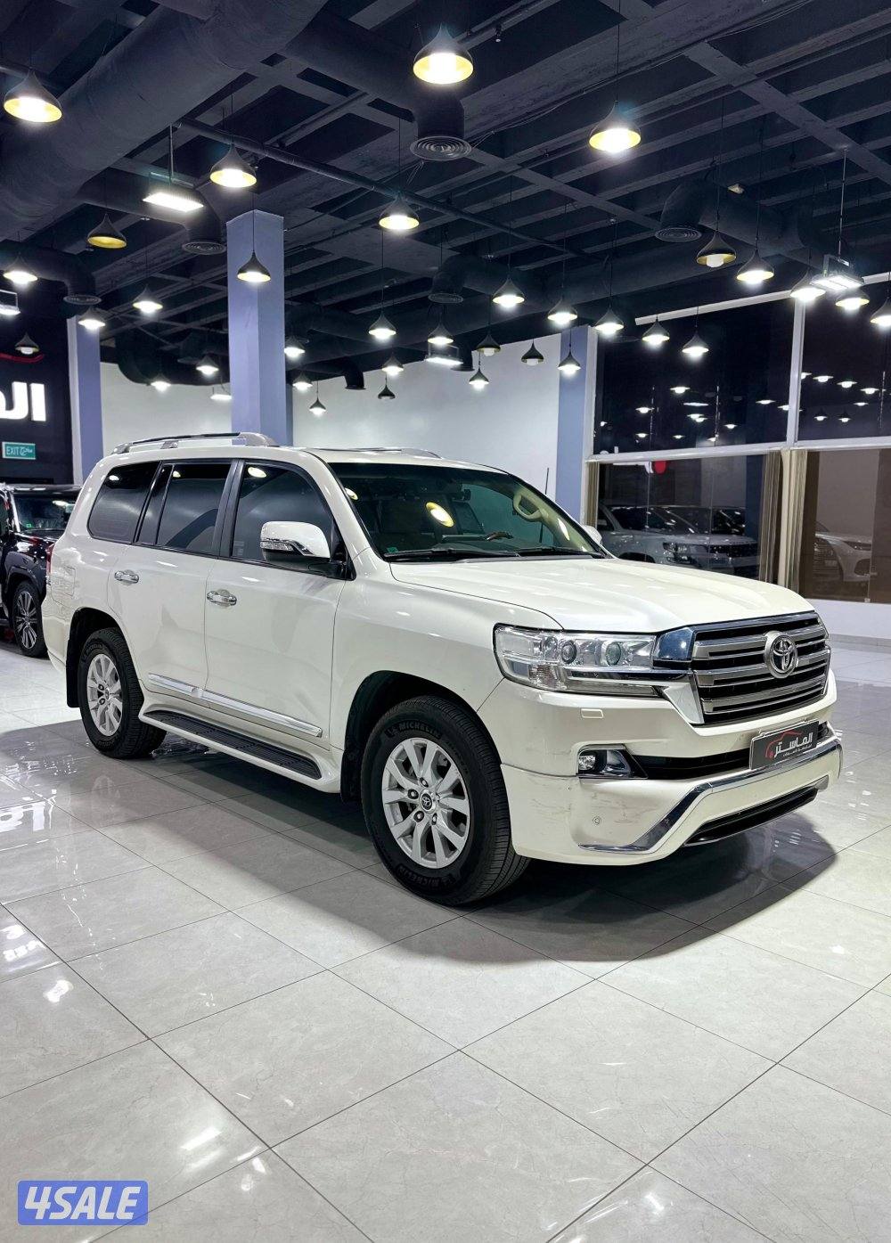 لاند GXR الساير موديل 2018 عداد 2702