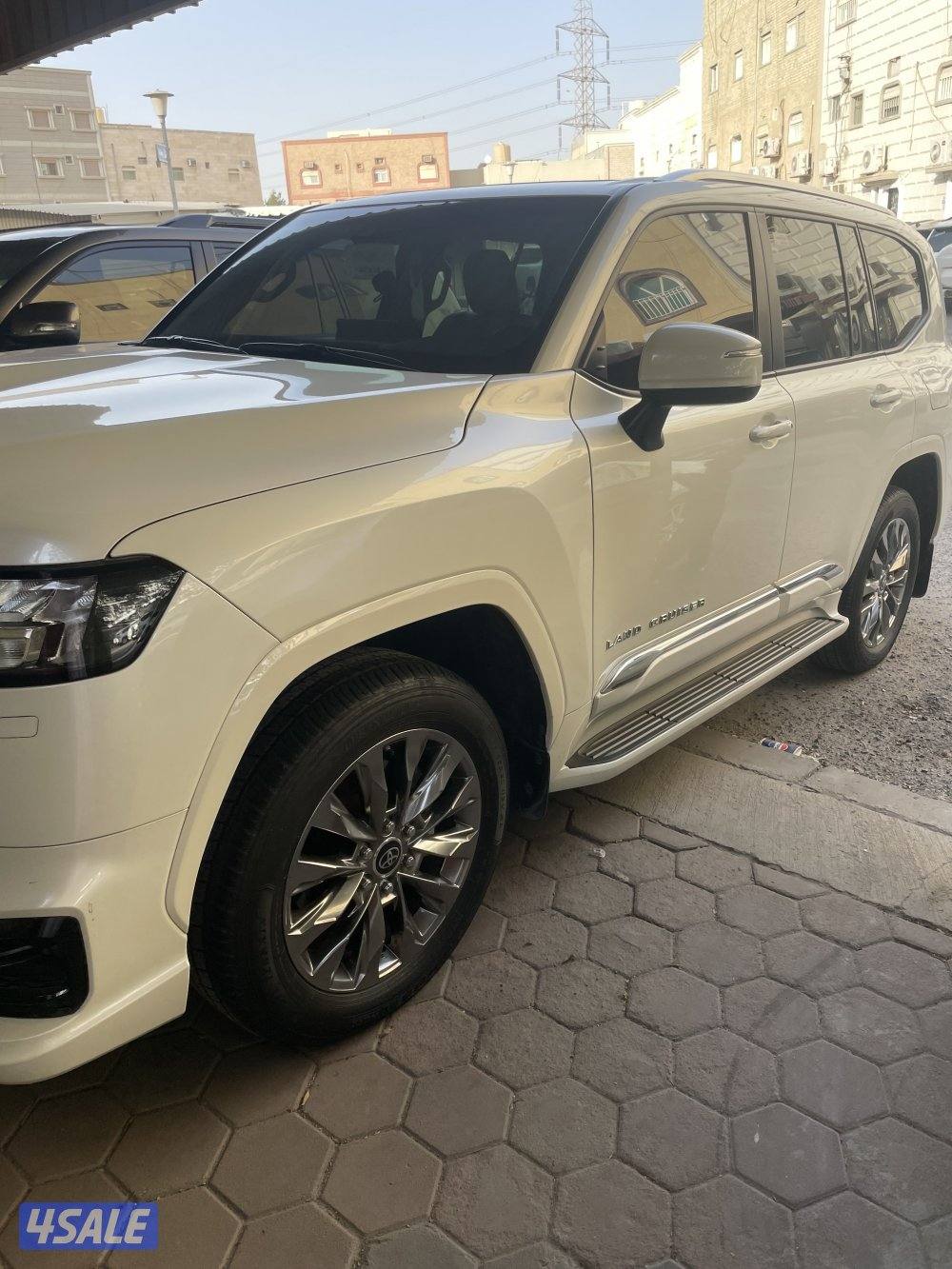 ايرو اس تون تيربو موديل 2024 ماشي 33 الف الموتر على الكفالة فوكس1