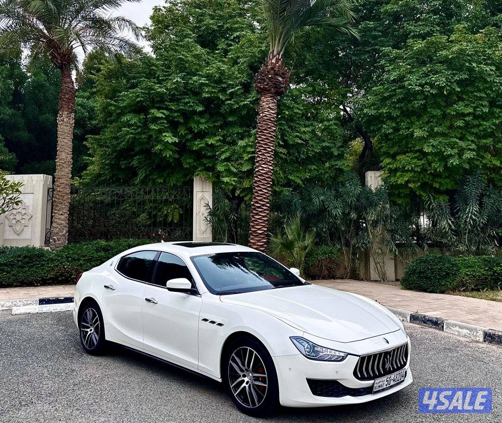 مازيراتي جيبلي 2019 عداد 94 الف سيرفس متظم المالك الاول0