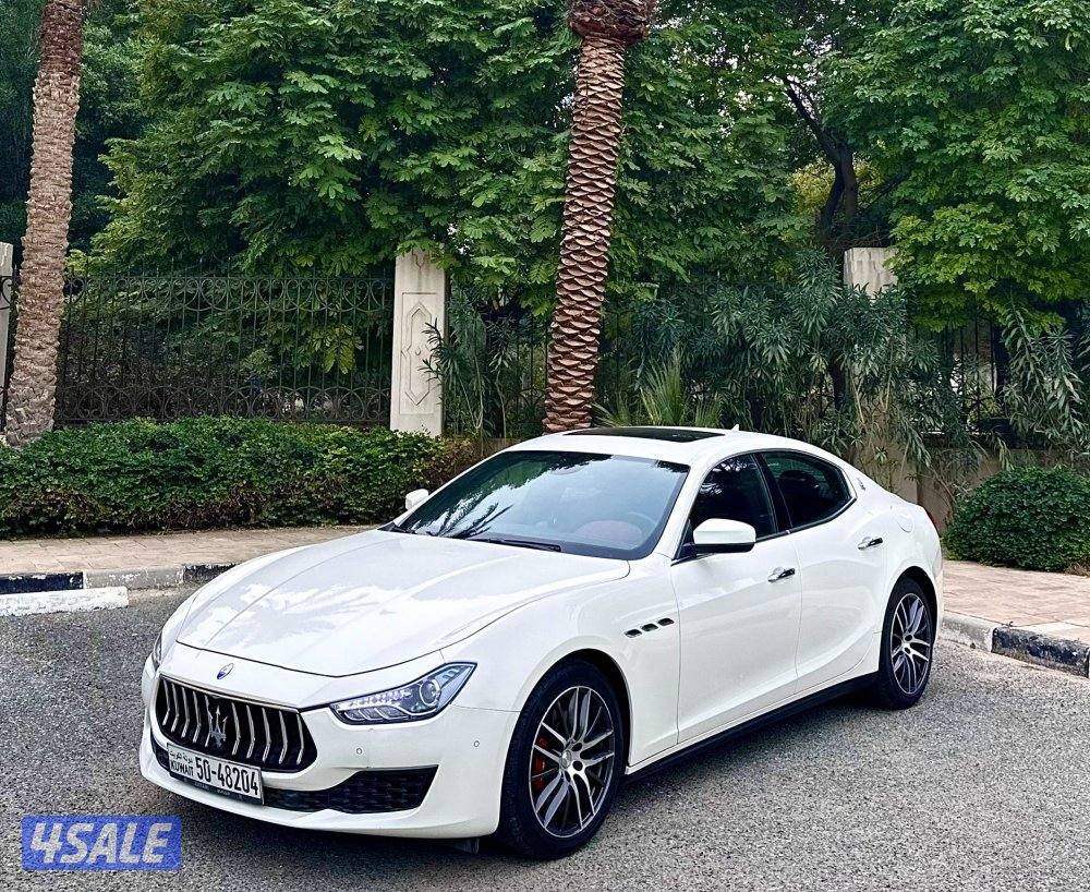 مازيراتي جيبلي 2019 عداد 94 الف سيرفس متظم المالك الاول1