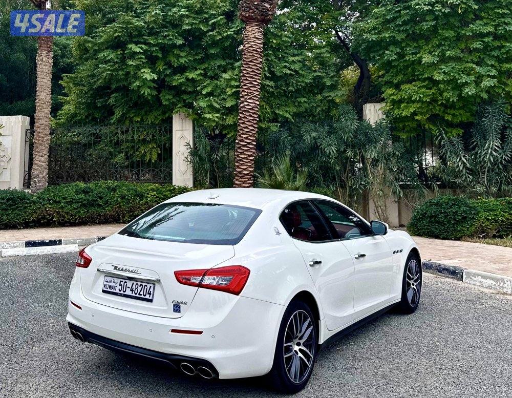 مازيراتي جيبلي 2019 عداد 94 الف سيرفس متظم المالك الاول2