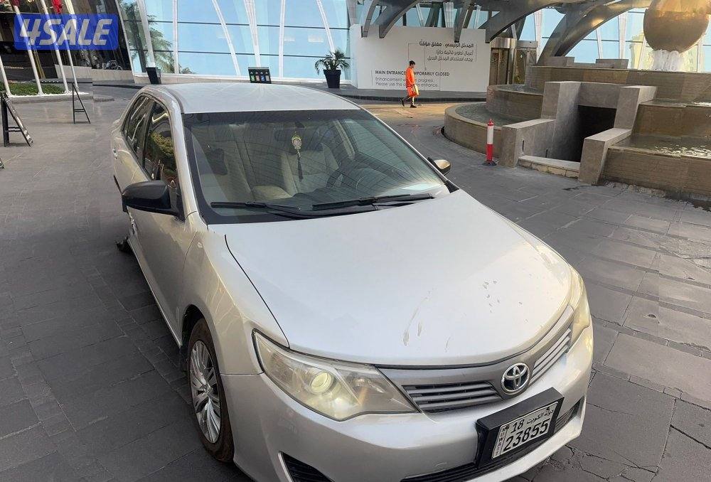 للبيع كامري  2013 شرط الفحص عداد 2001