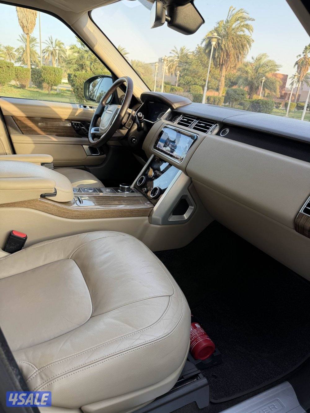 للبيع رنج روفر 2018 بحاله الوكالة13