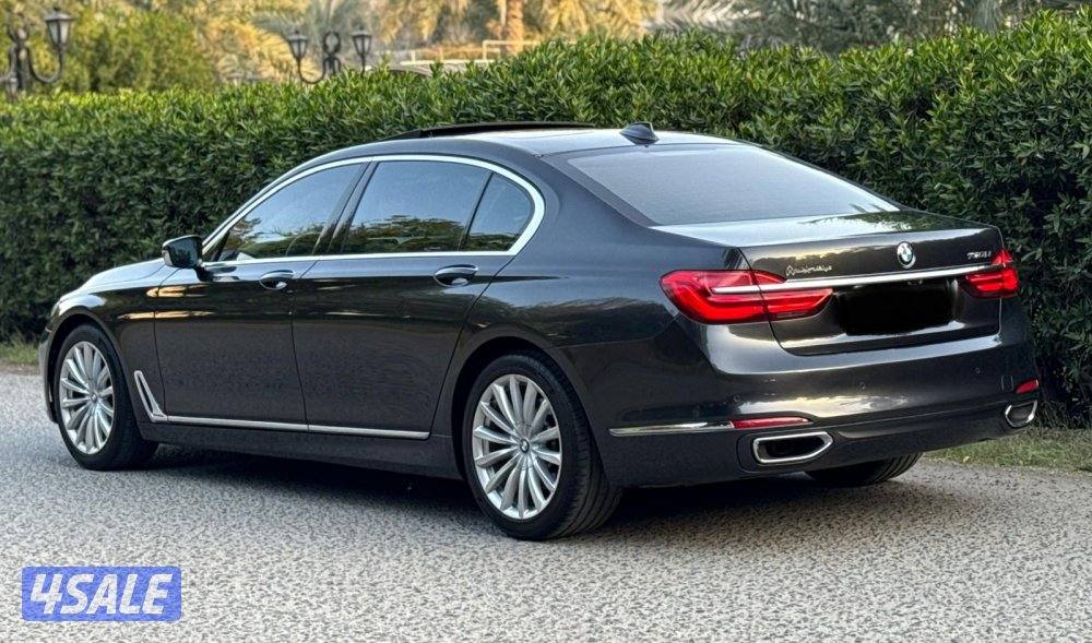 بي ام 730il (استخدام خفيف)1