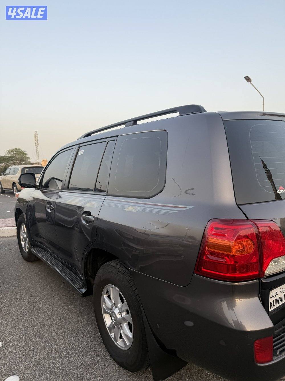 للبيع لاند موديل ٢٠١٣6