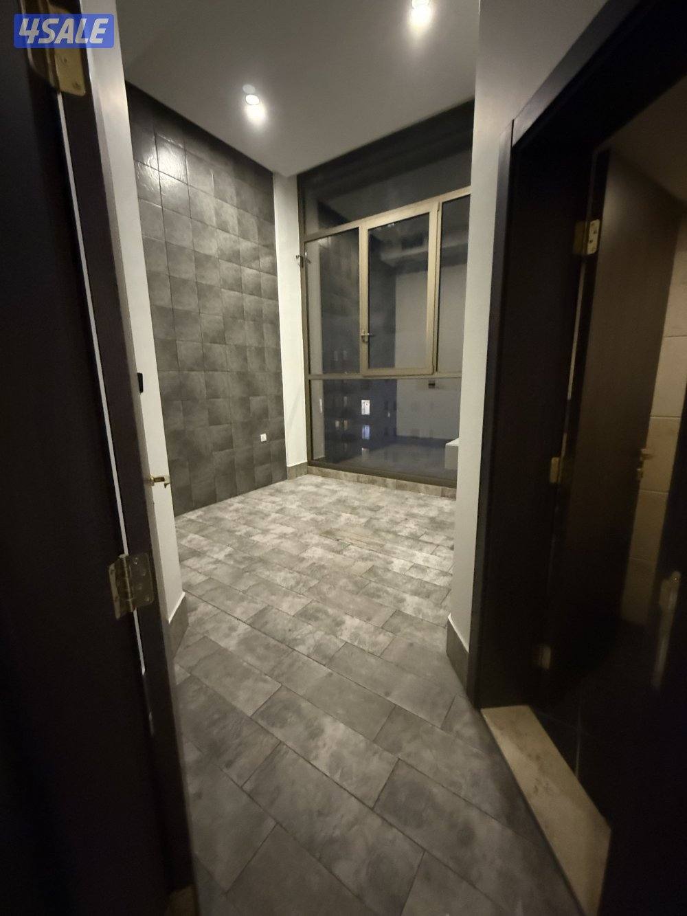 شقة ب صباح السالم4