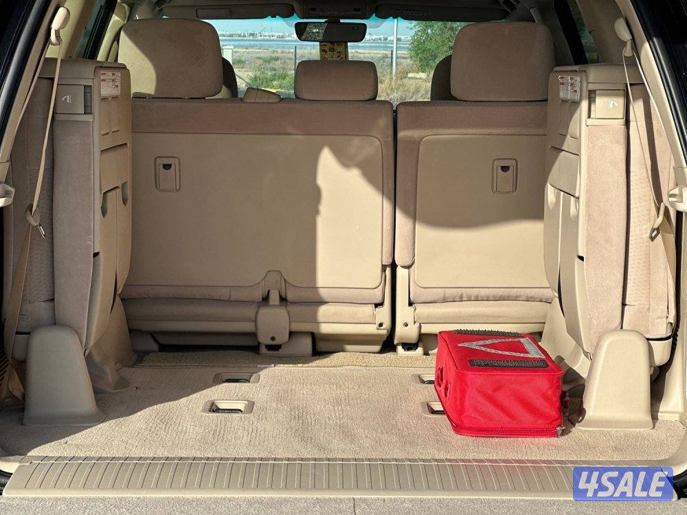 للبيع لاندكروزر GXR ماشي ٩٠ الف كيلو6