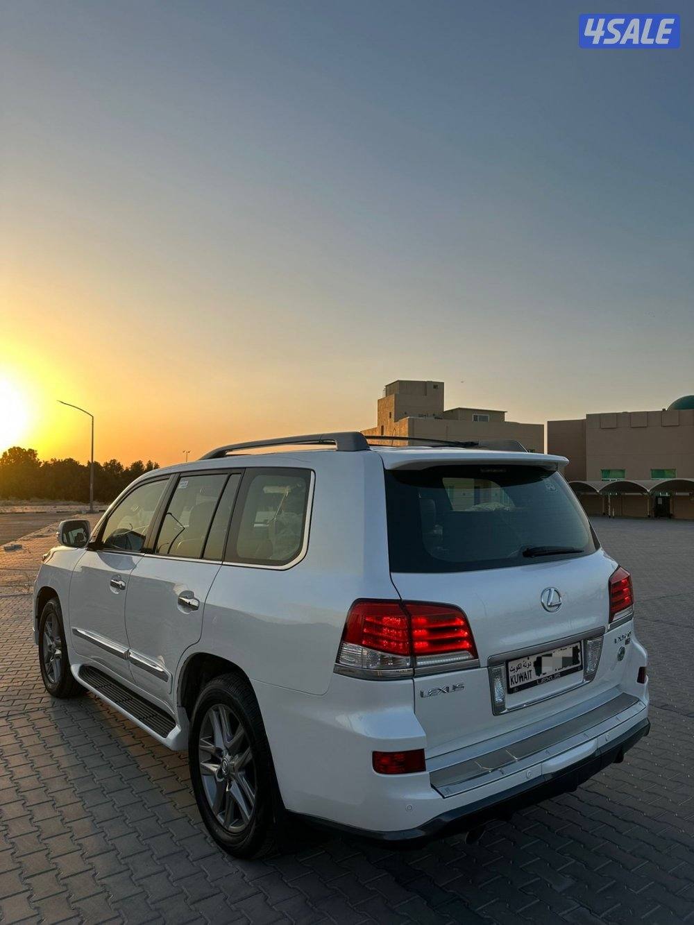 لكزس LX570 الدرجه الاولى4