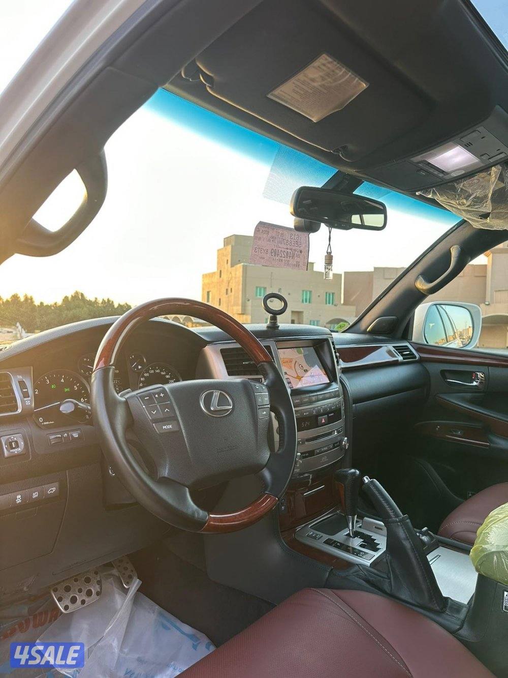 لكزس LX570 الدرجه الاولى7
