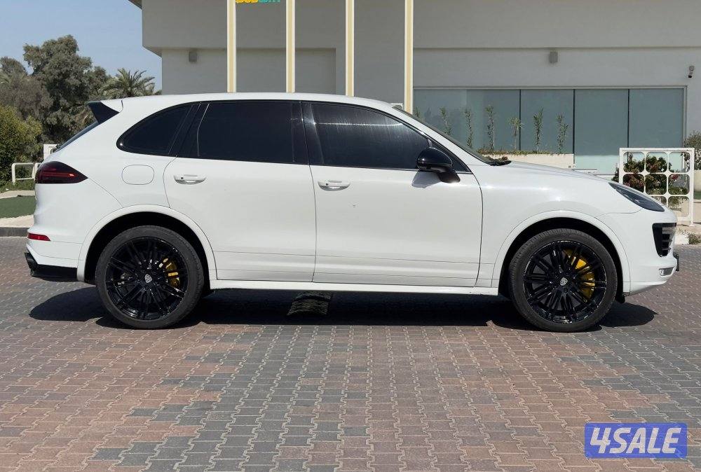 للبيع بورش كايين Turbo S
٨ سلندر3