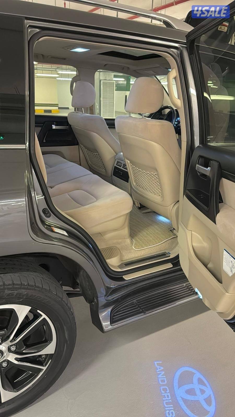 تورنق 2021 ماشي 160 الف وارد الساير مخمل سيرفس منتظم8