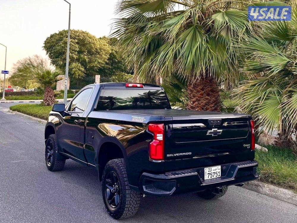 للبيع تريل بوس موديل 2025 ماشي 5 الاف وارد الغانم حمايه فل بدي تحت2