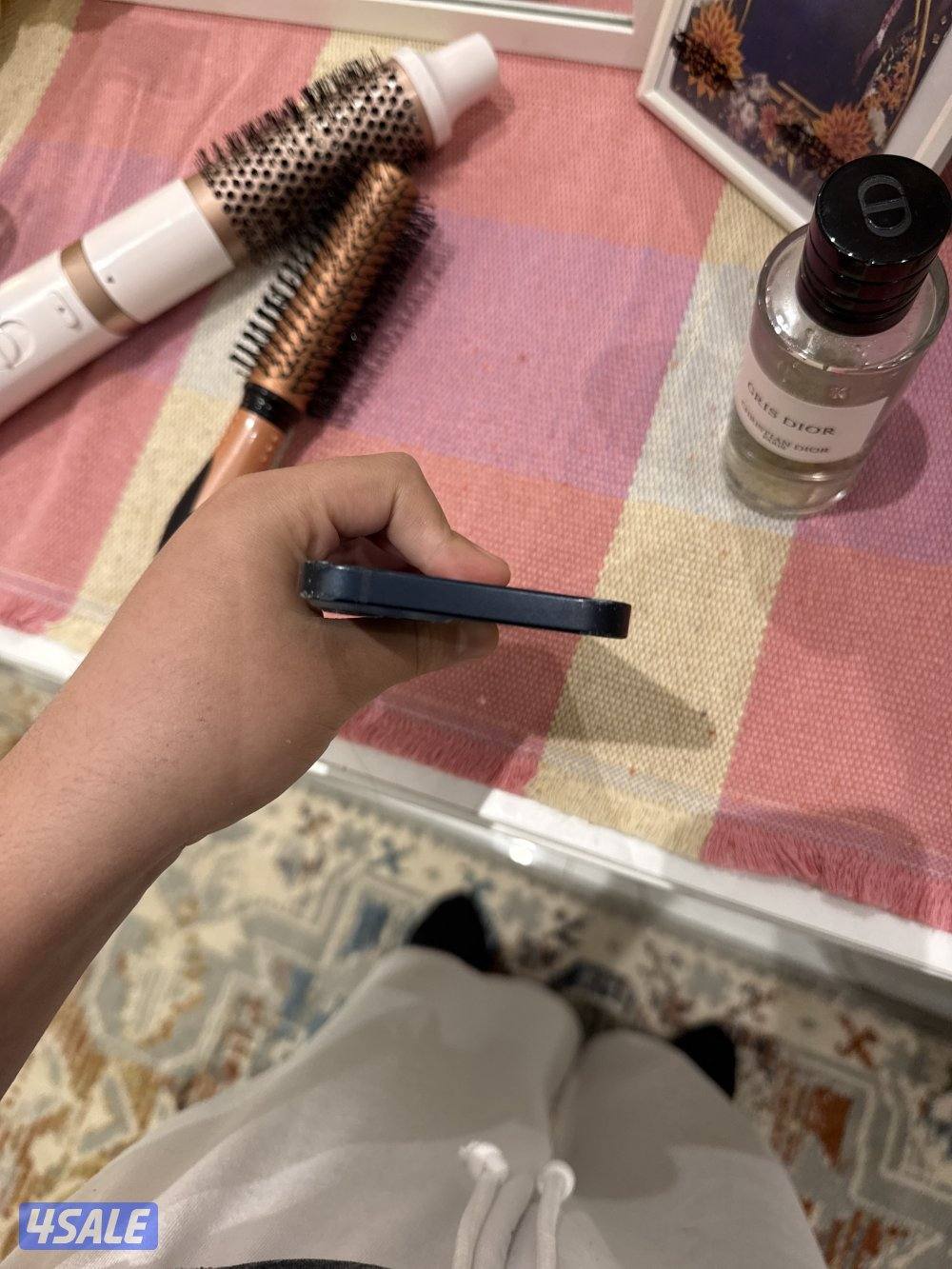 بيع آيفون 13 العادي 50 تغير الون الخلفي بلون الأزرق الاساسي اسود3