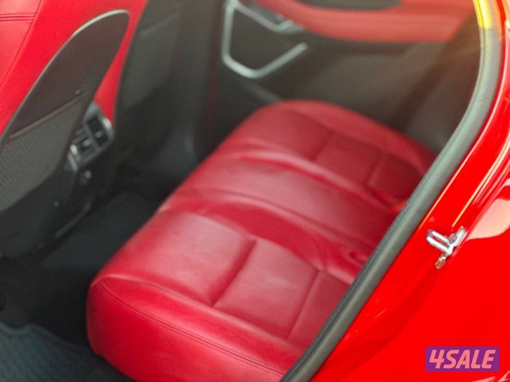 للبيع جاكوار E-pace ماشي ٨٠ الف كيلو6