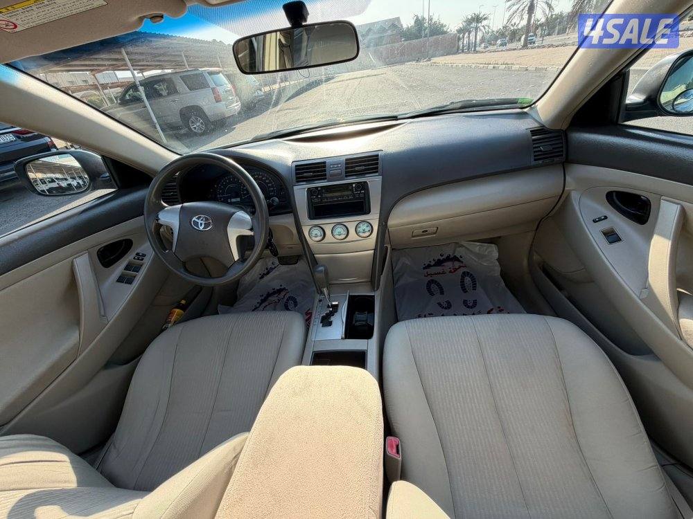 للبيع تويوتا كامري موديل 20117