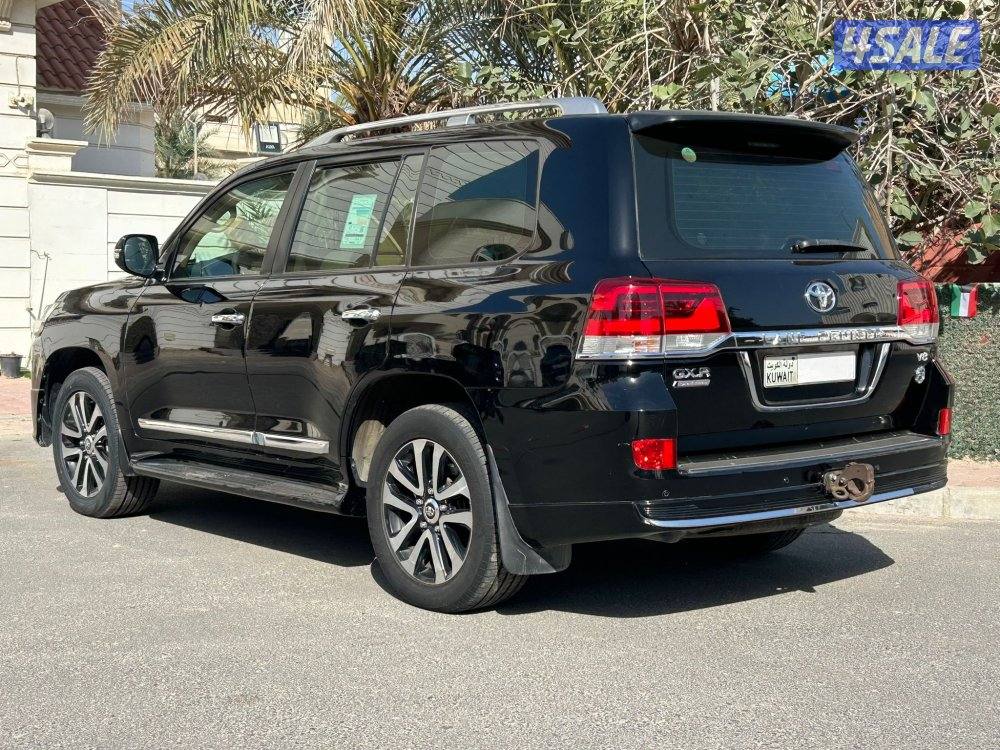 للبيع تويوتا لاند كروزر 
Grand Touring4
