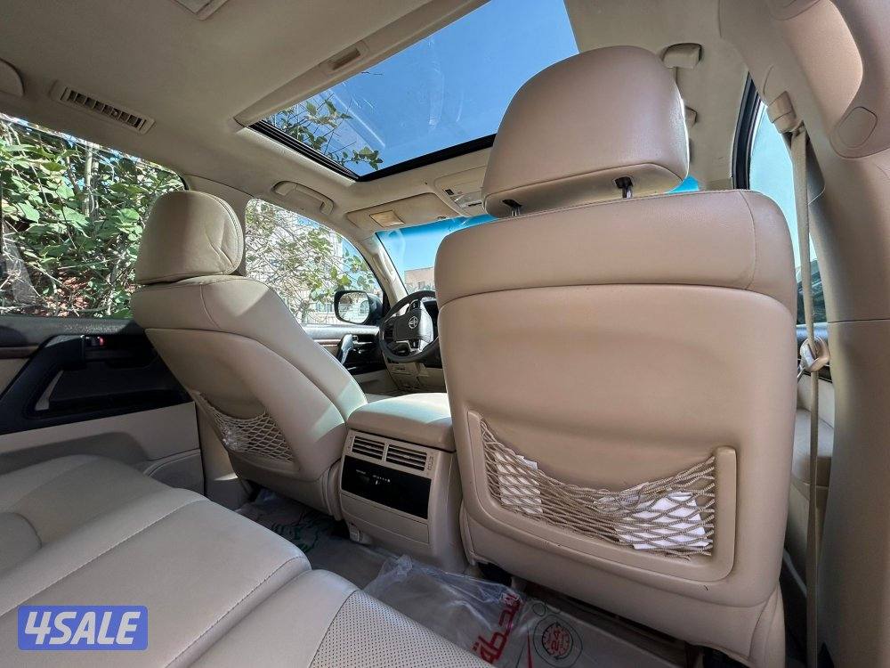 للبيع تويوتا لاند كروزر 
Grand Touring13