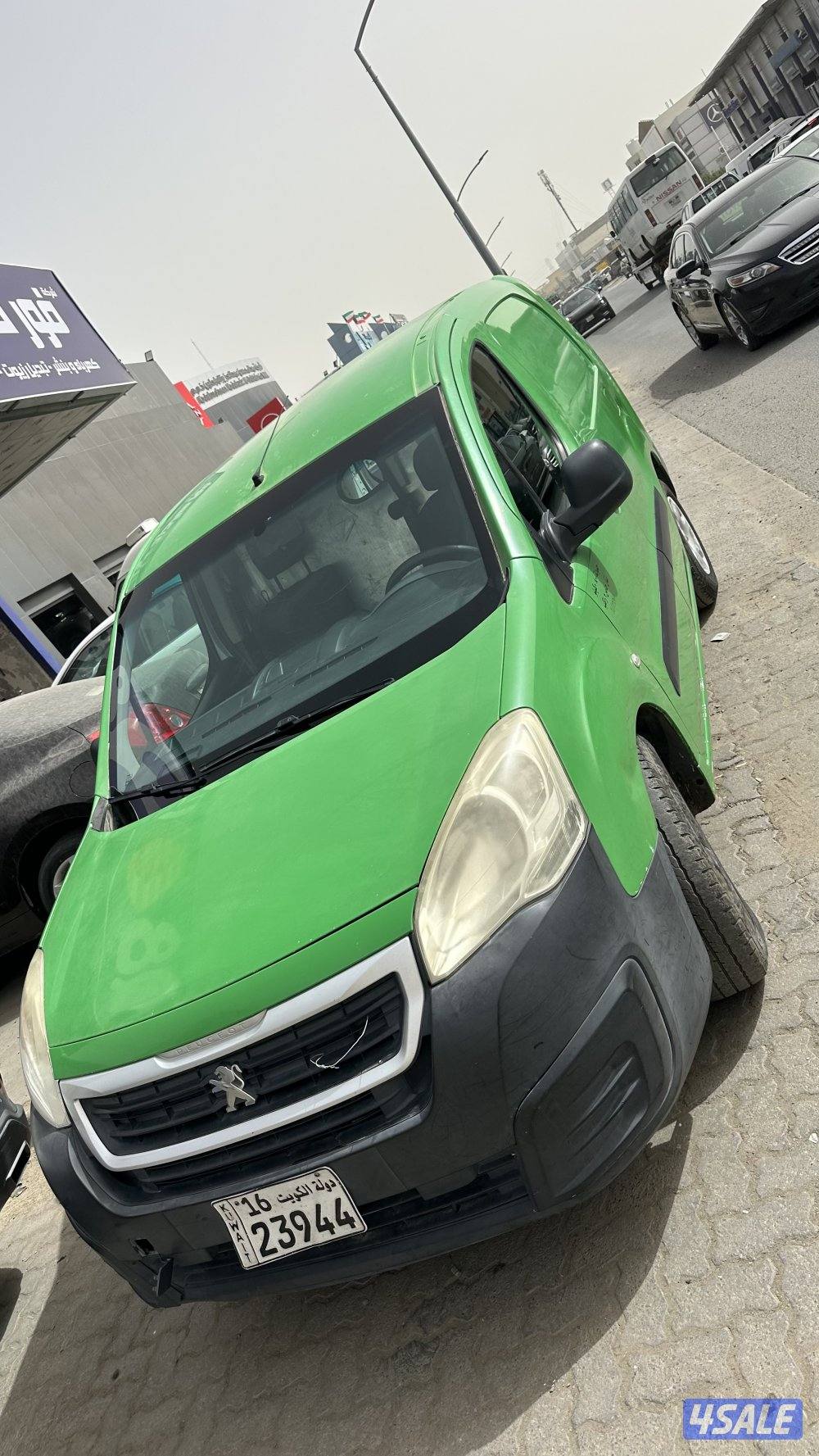 بيجو بكس مغلق للبيع3