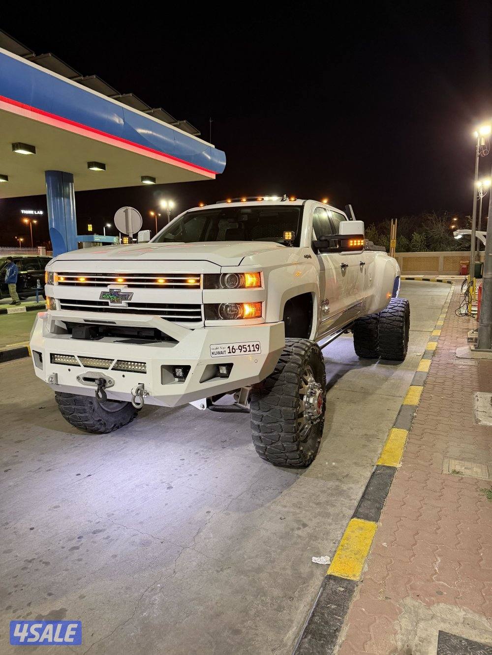 للبيع وانيت دولي0