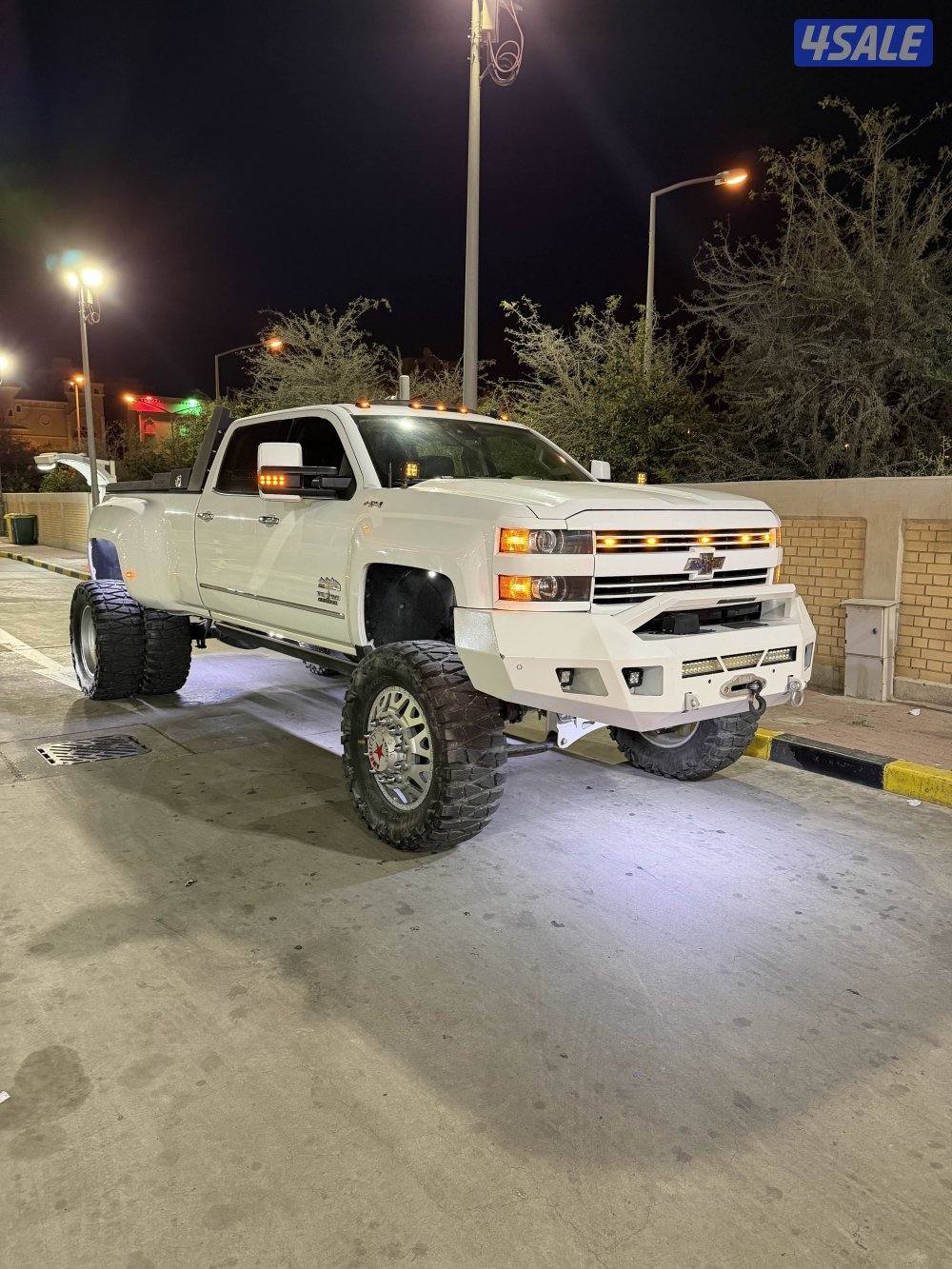 للبيع وانيت دولي3