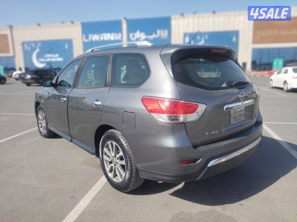 نيسان باثفايندر 2015 لون رمادي عداد ٢٧١ بحاله ممتازه3