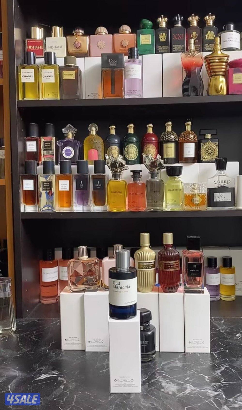 متوفر جميع انواع العطور العالميه تستر اصلى بدون كرتون0