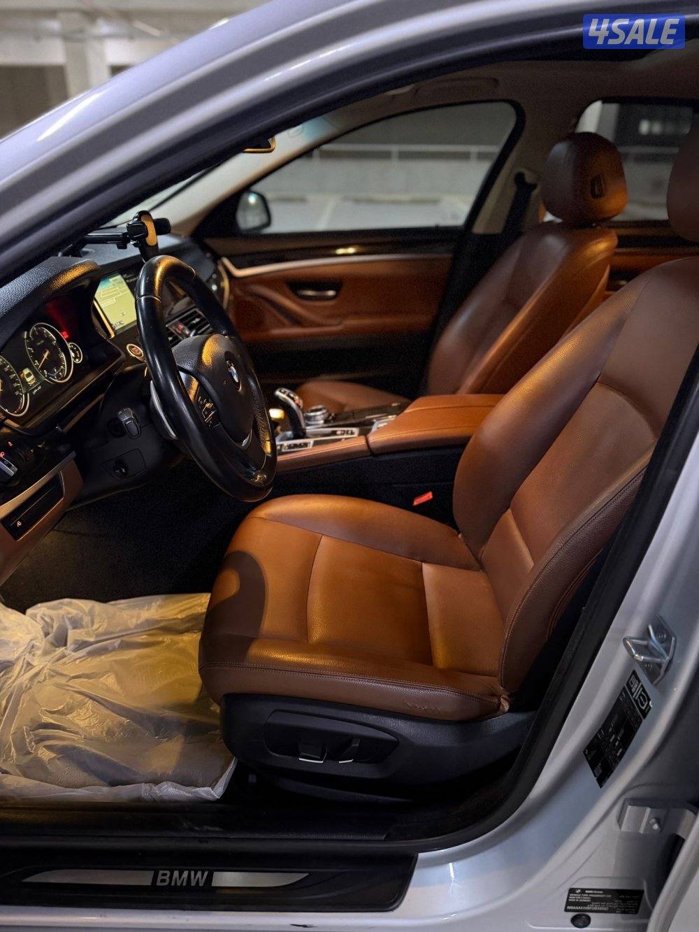 بي ام دبليو 528i م 2015 فل اوبشن اعلى فئة صبغ الوكالة . وارد الوكالة12