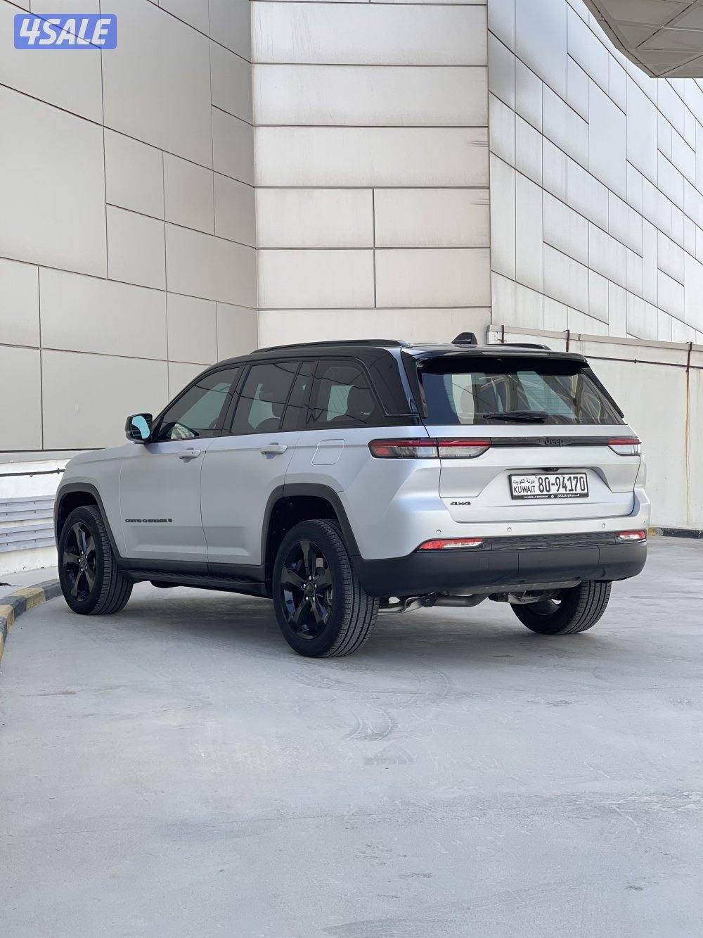 للبيع جيب شيروكي Altitude 4x4 موديل. 2024 وارد الوكالة صبغ الوكالة4