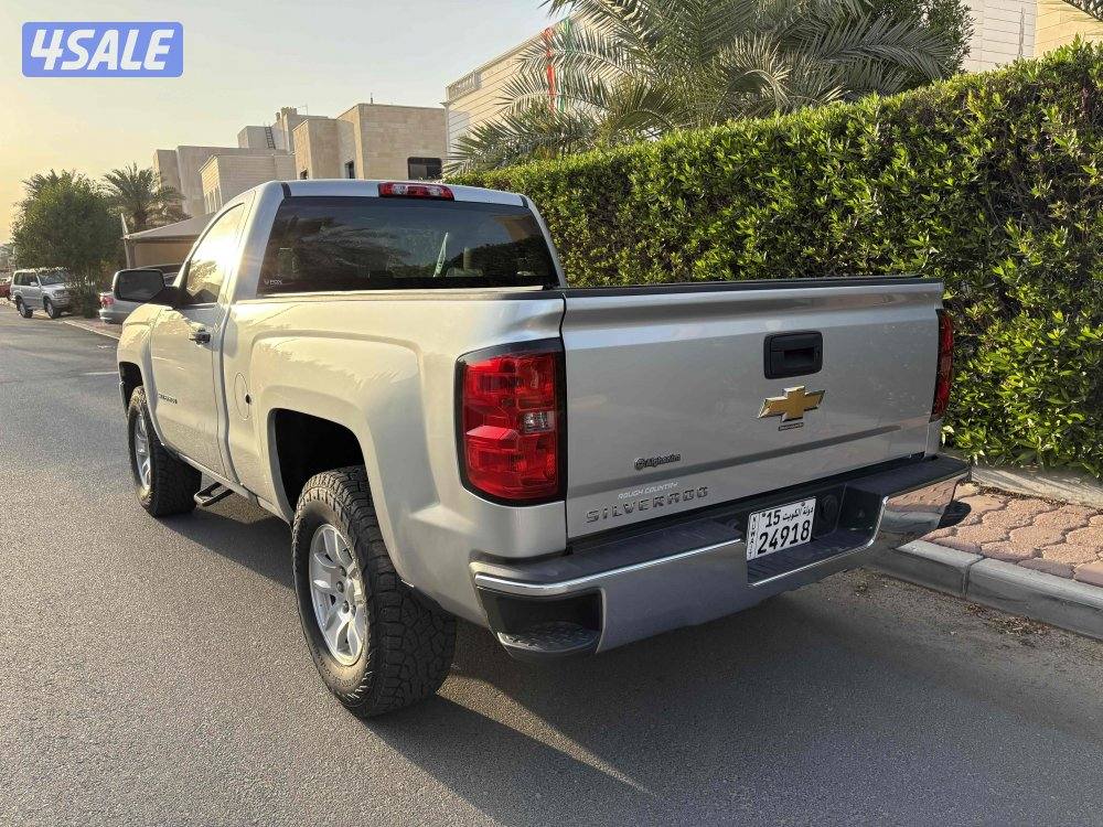 للبيع سلفرادو 2017 بحالة ممتازة جدا2