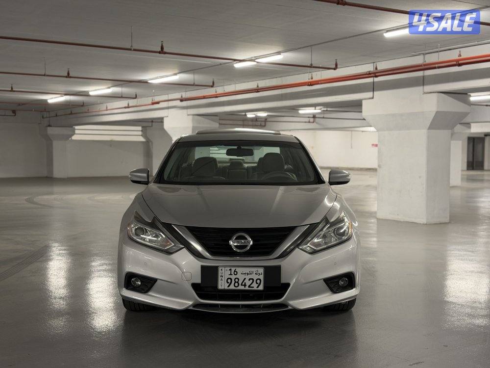 نيسان التيما SL موديل 2018 عداد 198 الف كم بحالة الوكاله فل فتحه شاشه4