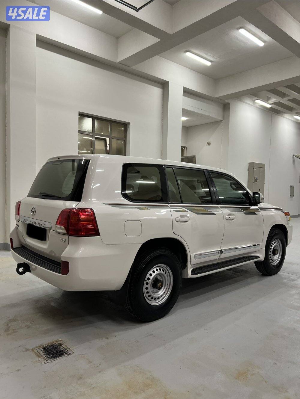 لاندكروزر 20143