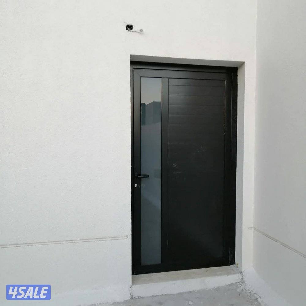 أعمال ألمنيوم احترافية – أبواب، نوافذ، شترات، ضمان 5 سنوات2