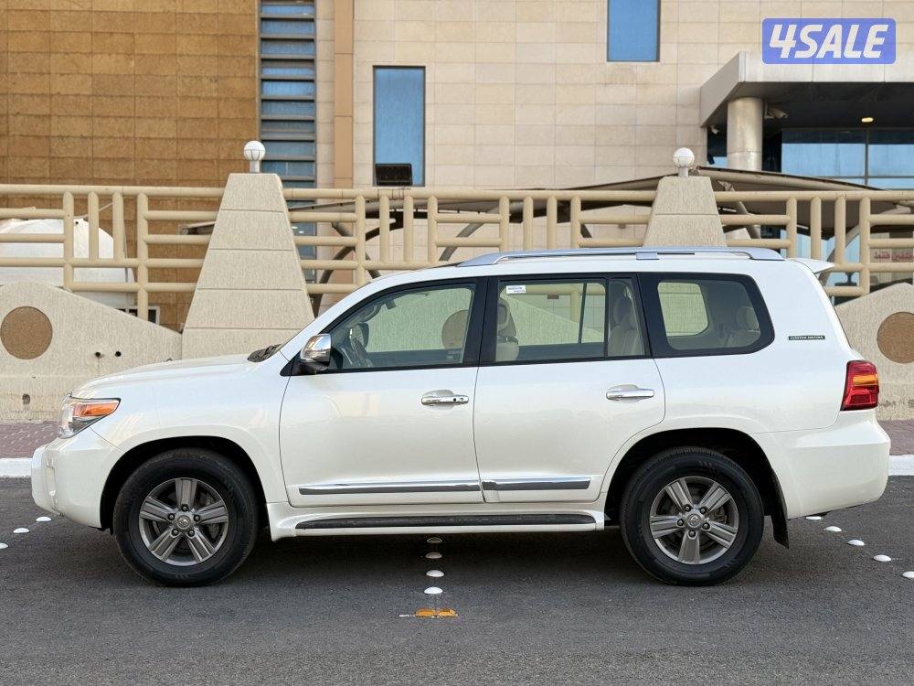 لاندكروزر 2015 ليمتد ايدشن صبغ وكاله بل كامل 2462