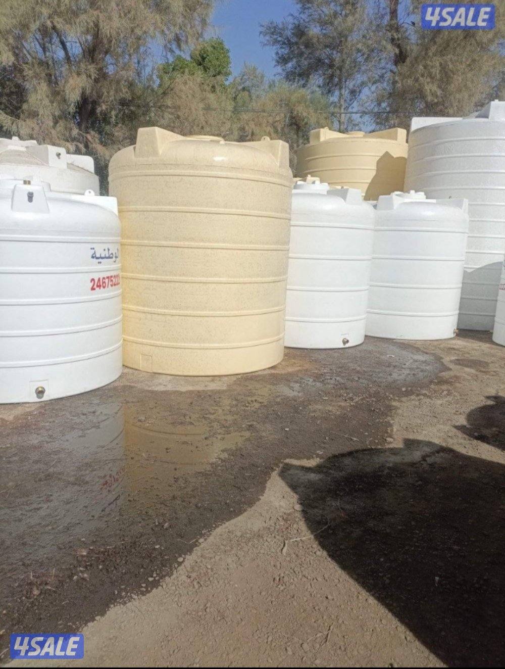 يوجد خزانات مياه وسخانات مركزية1