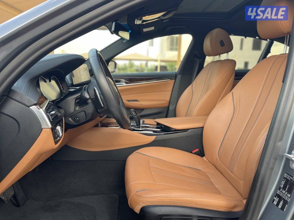 ‏BMW 530i LUXURY Line موديل 20179